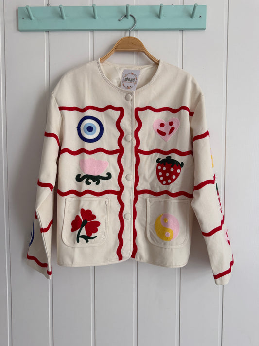Chaqueta Fresa bordados