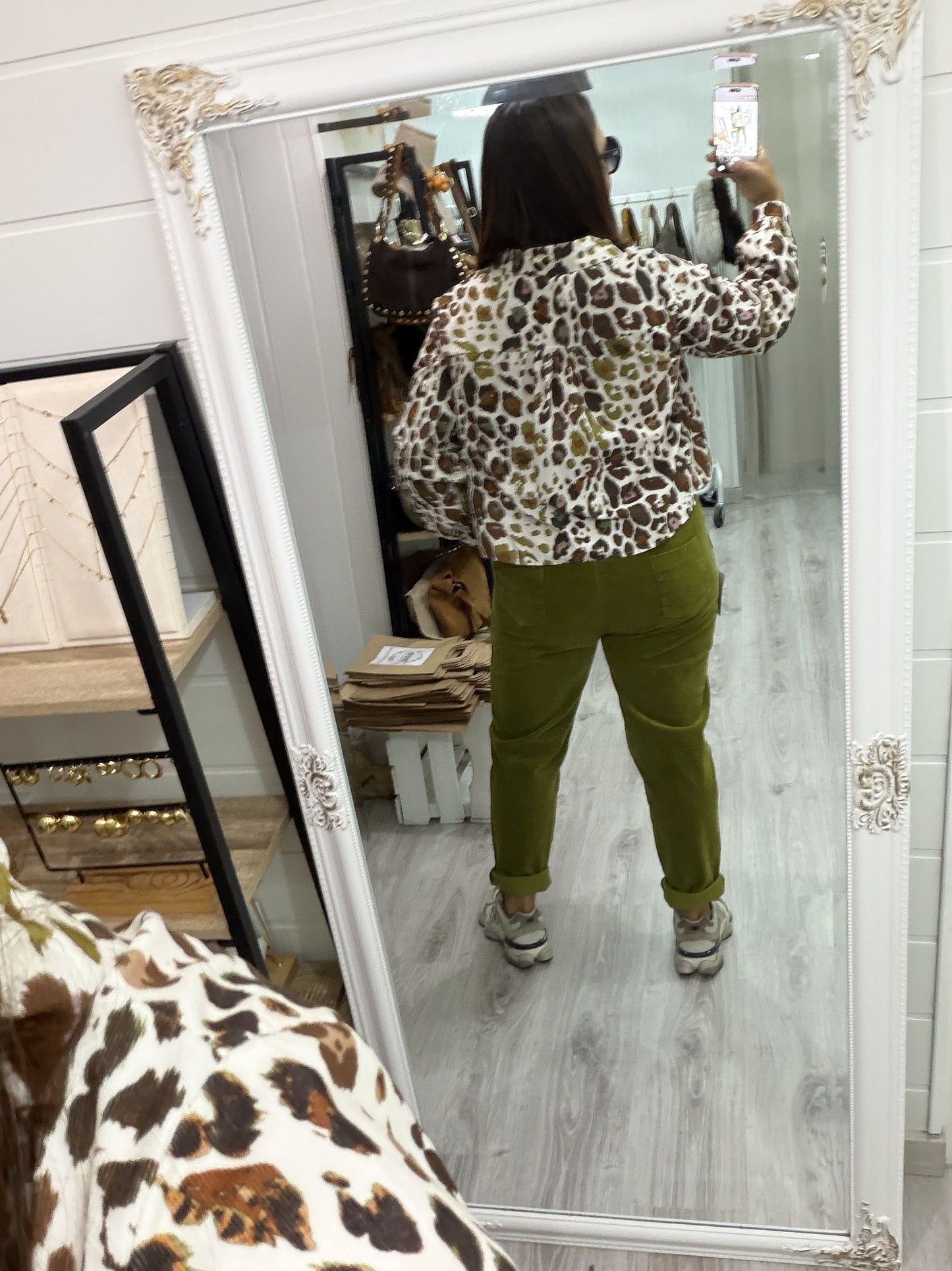 Pantalón Barrel pana pistacho