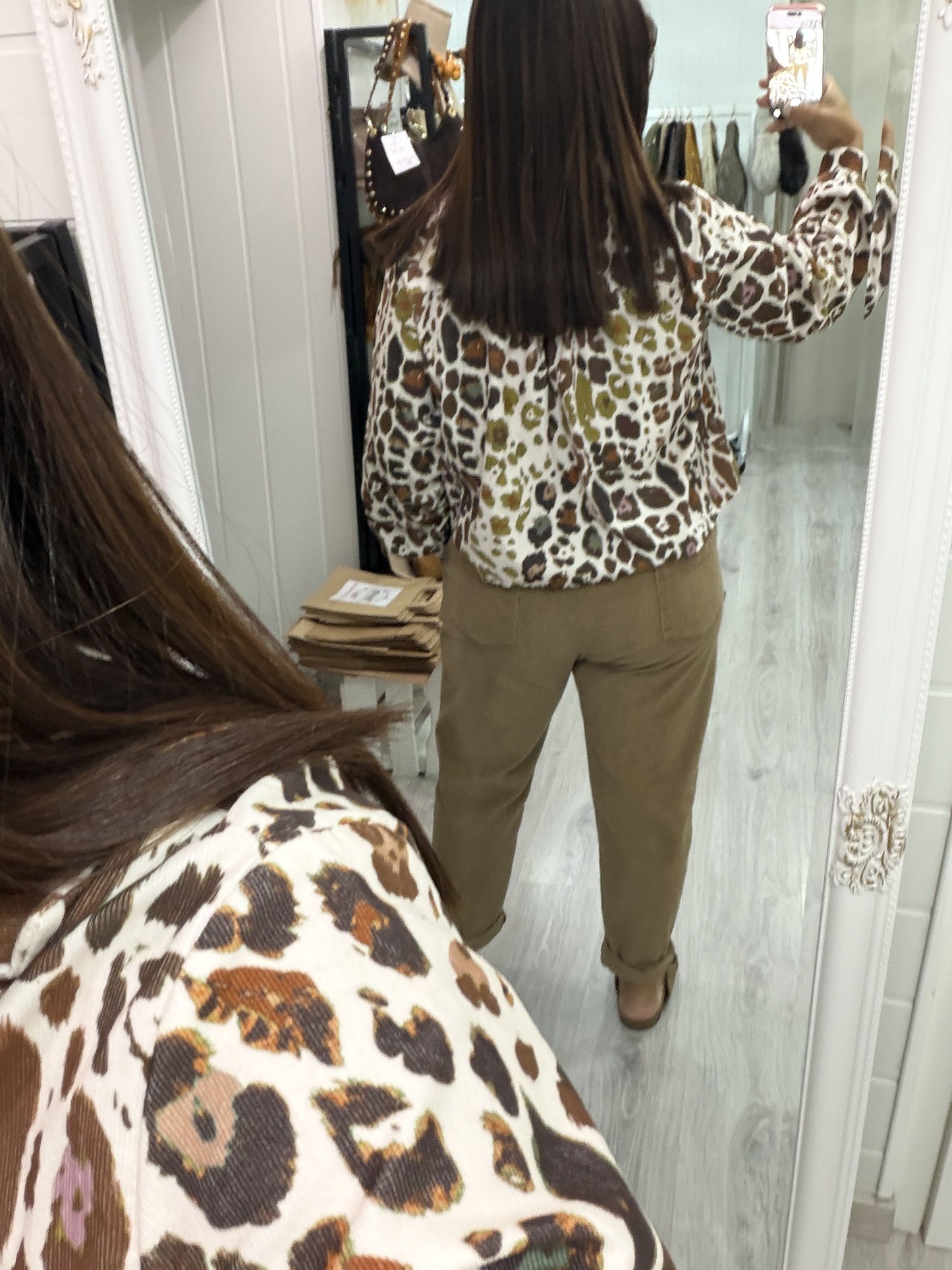 Pantalón Barrel pana camel