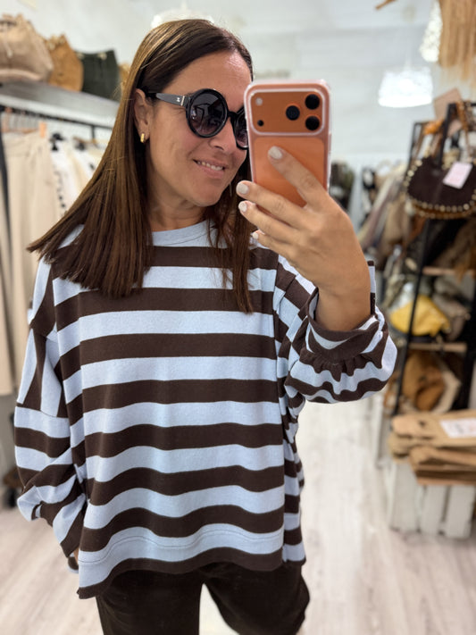 Sudadera Rugby oversize celeste y chocolate