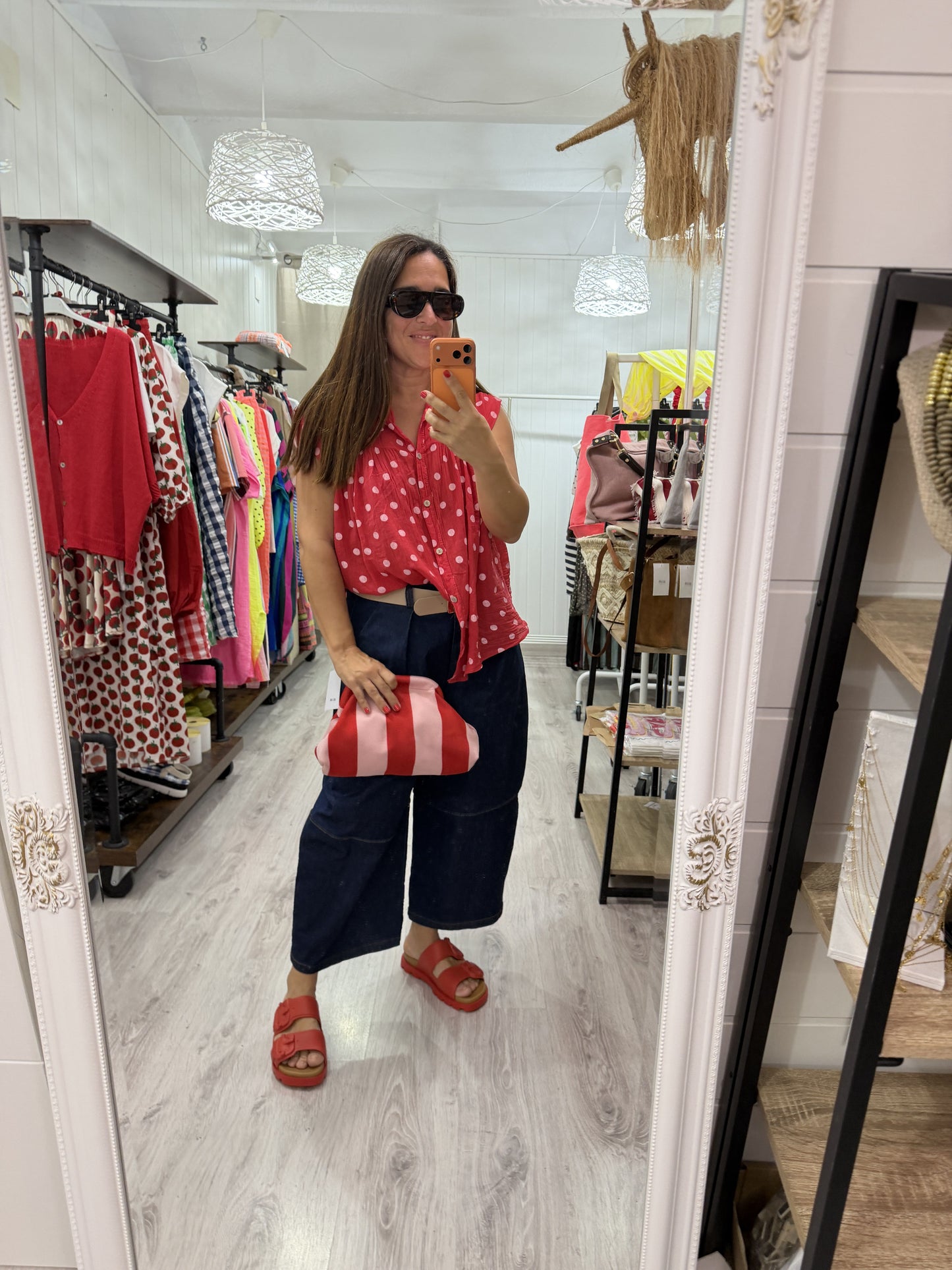 Blusa Lola oversize topos rojo