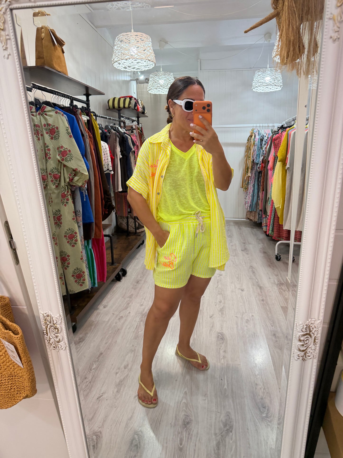 Pantalón corto Ciao Bella rayas fluor amarillo