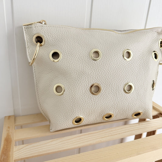 Bolso Piel Bandolera Tachas beige