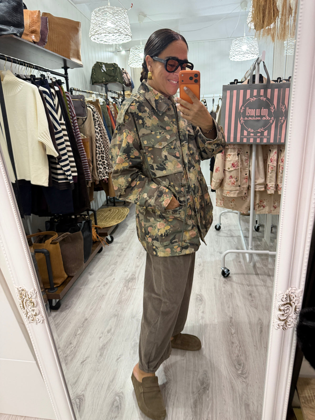 Chaqueta cargo camuflaje floral