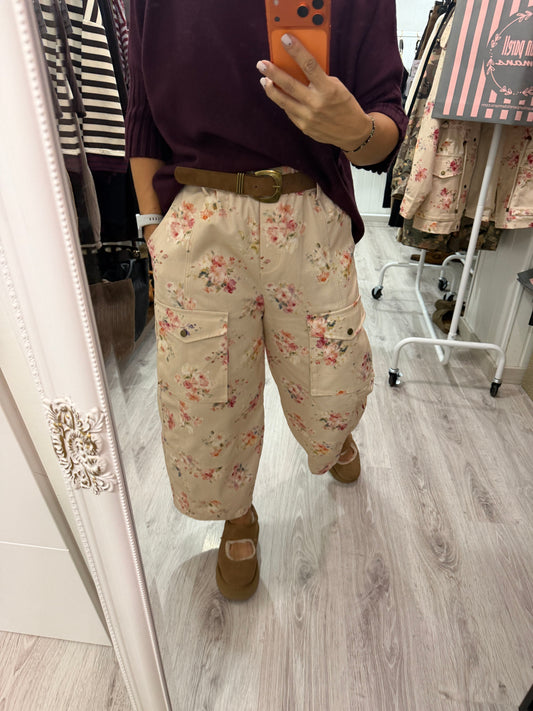 Pantalón cargo floral