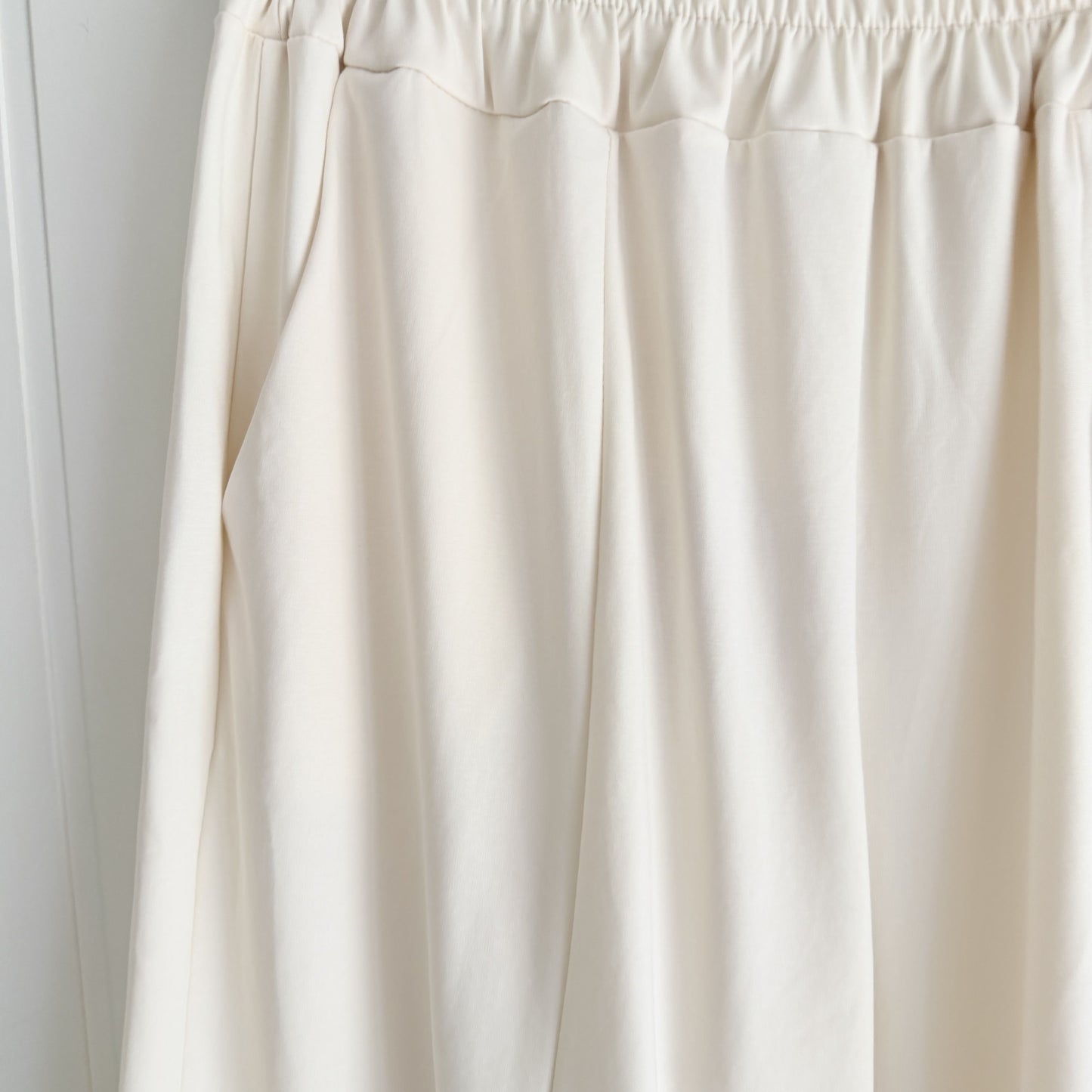 Pantalón Punto Roma balloon beige