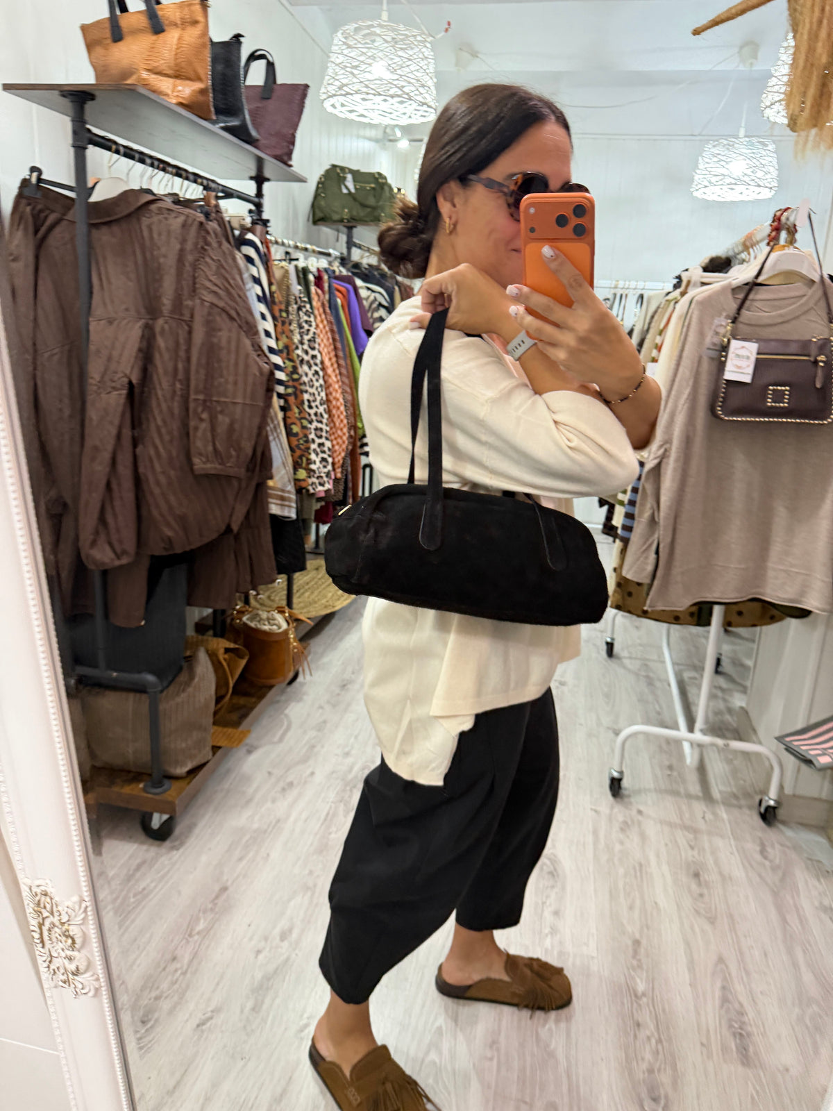 Bolso Baguette negro · Incluye asa bandolera