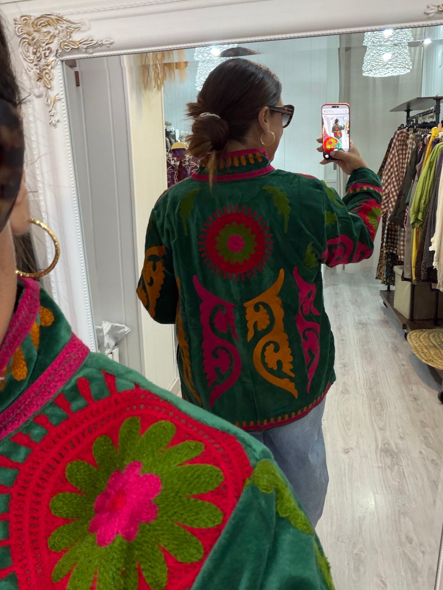 Chaqueta Suzani terciopelo verde, fucsia y mostaza