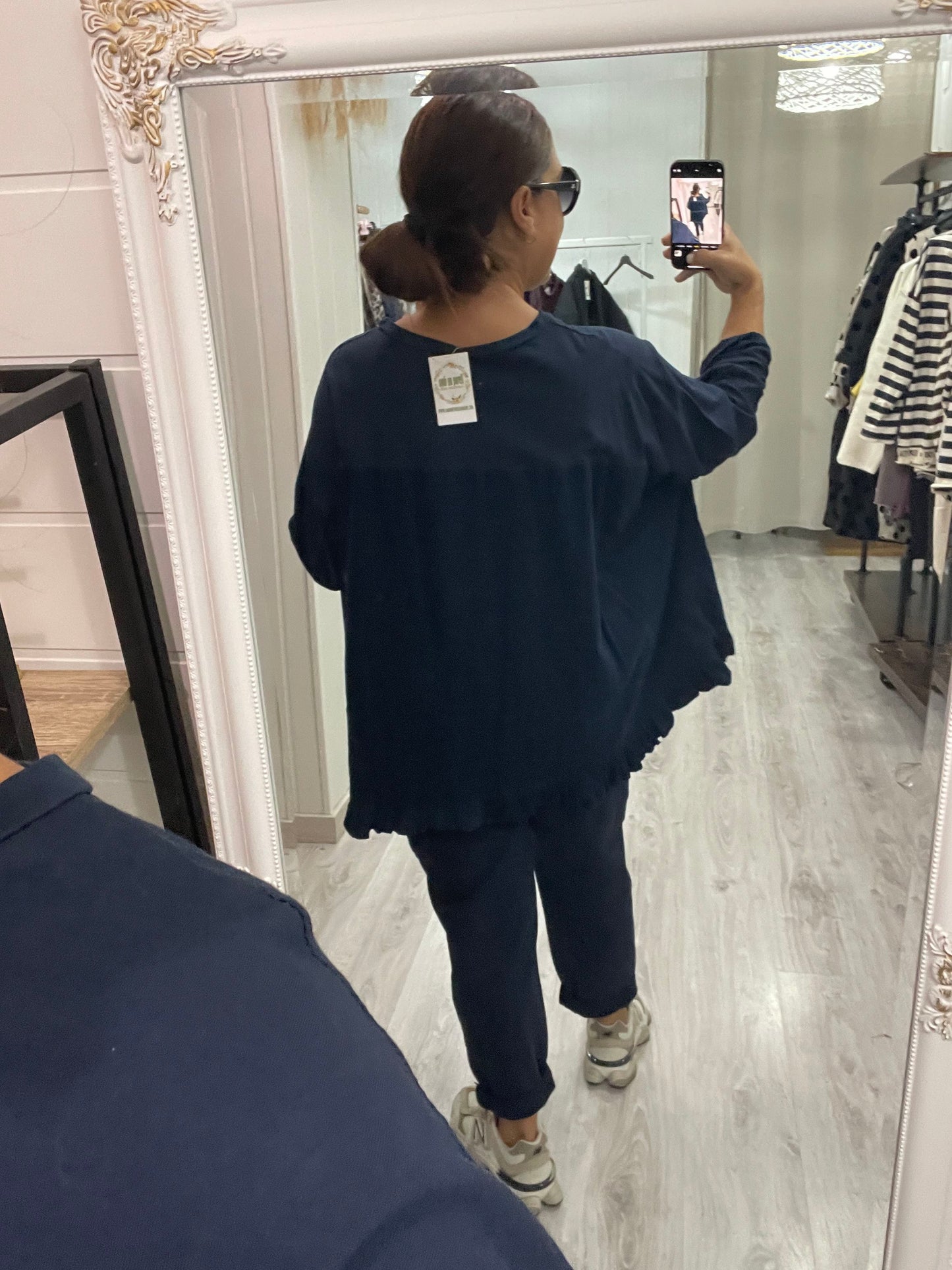 Camiseta Aichi oversize marino