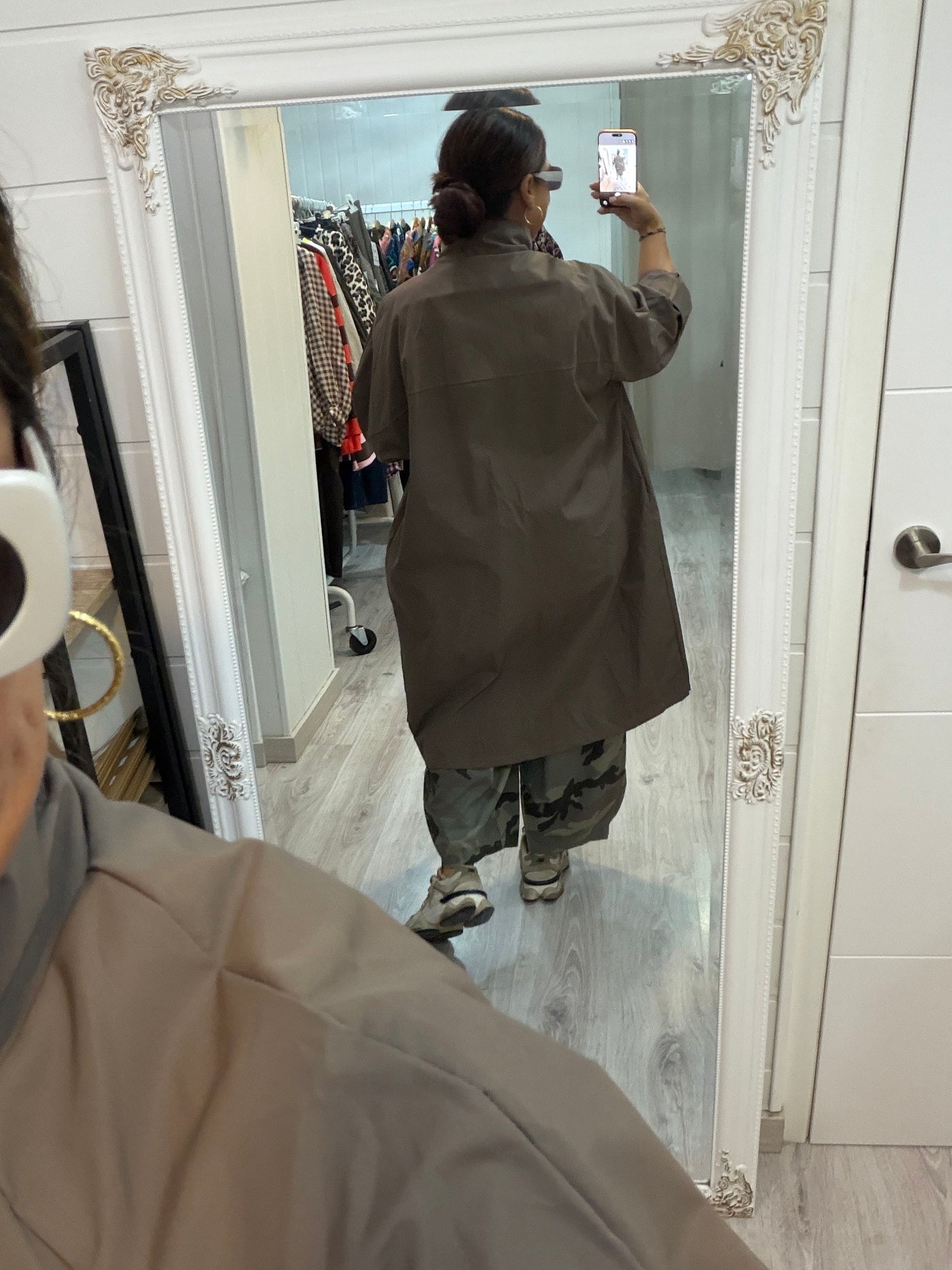 Gabardina Kokoro oversize taupe
