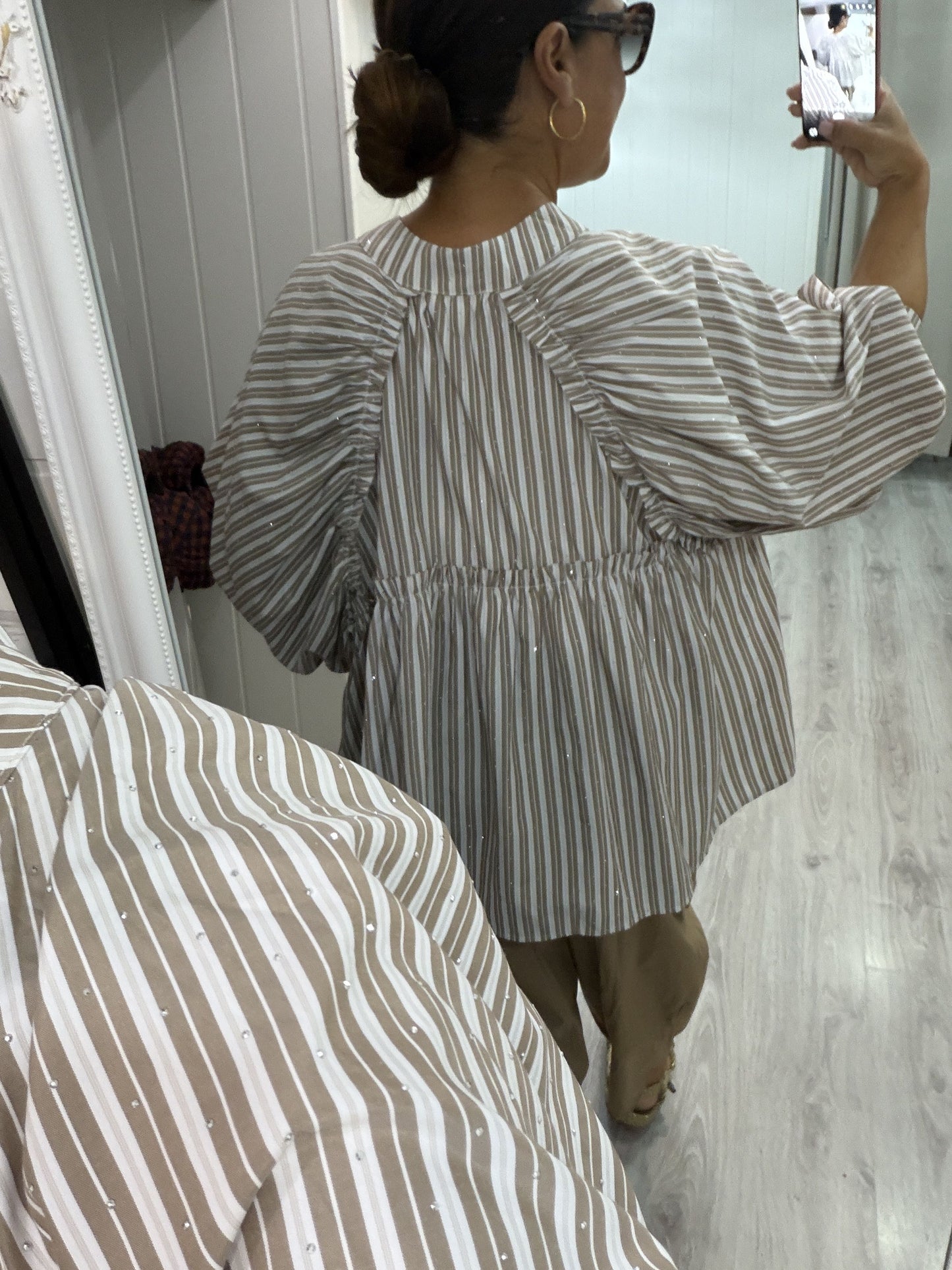 Blusa Tokio milrayas strass camel