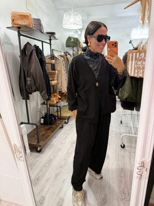 Conjunto Hiro Jogger negro