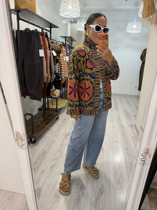 Chaqueta Suzani terciopelo ocre, salmón, azul y verde