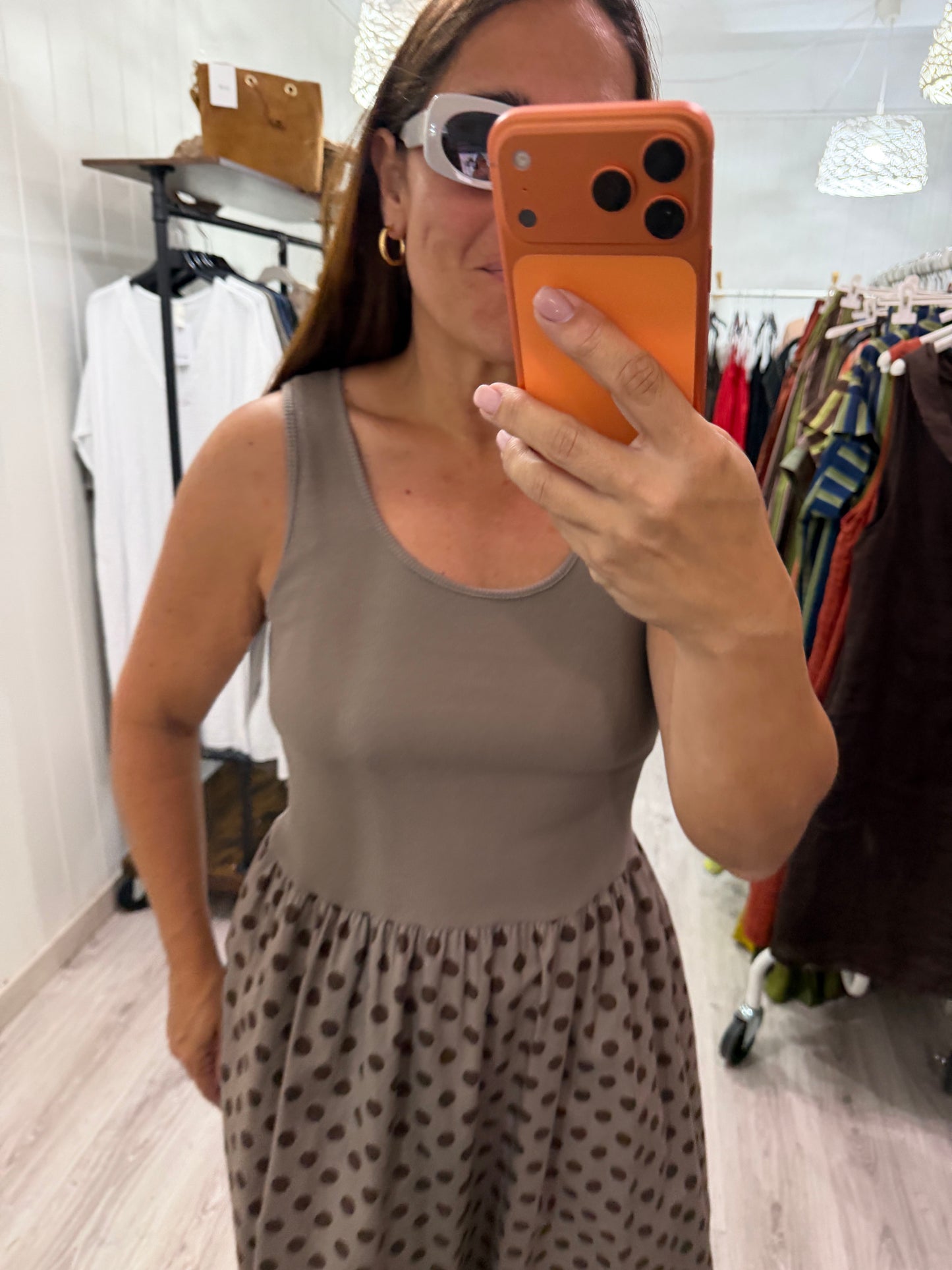 Vestido Cuerpo topos taupe