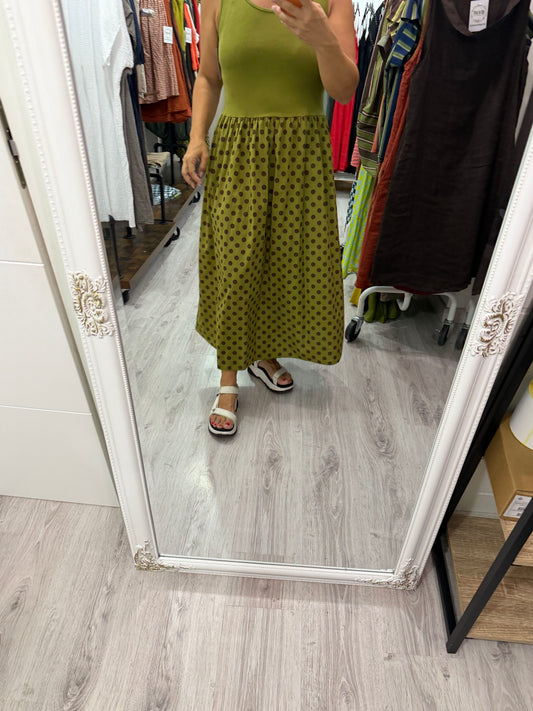 Vestido Cuerpo topos oliva