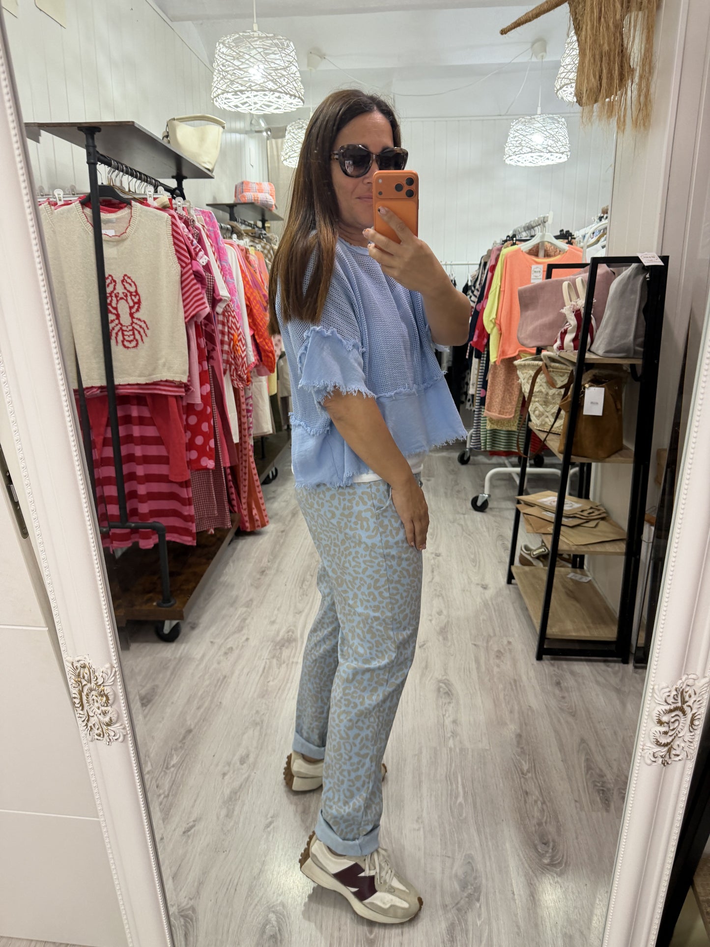 Pantalón animal print elástico azul cielo