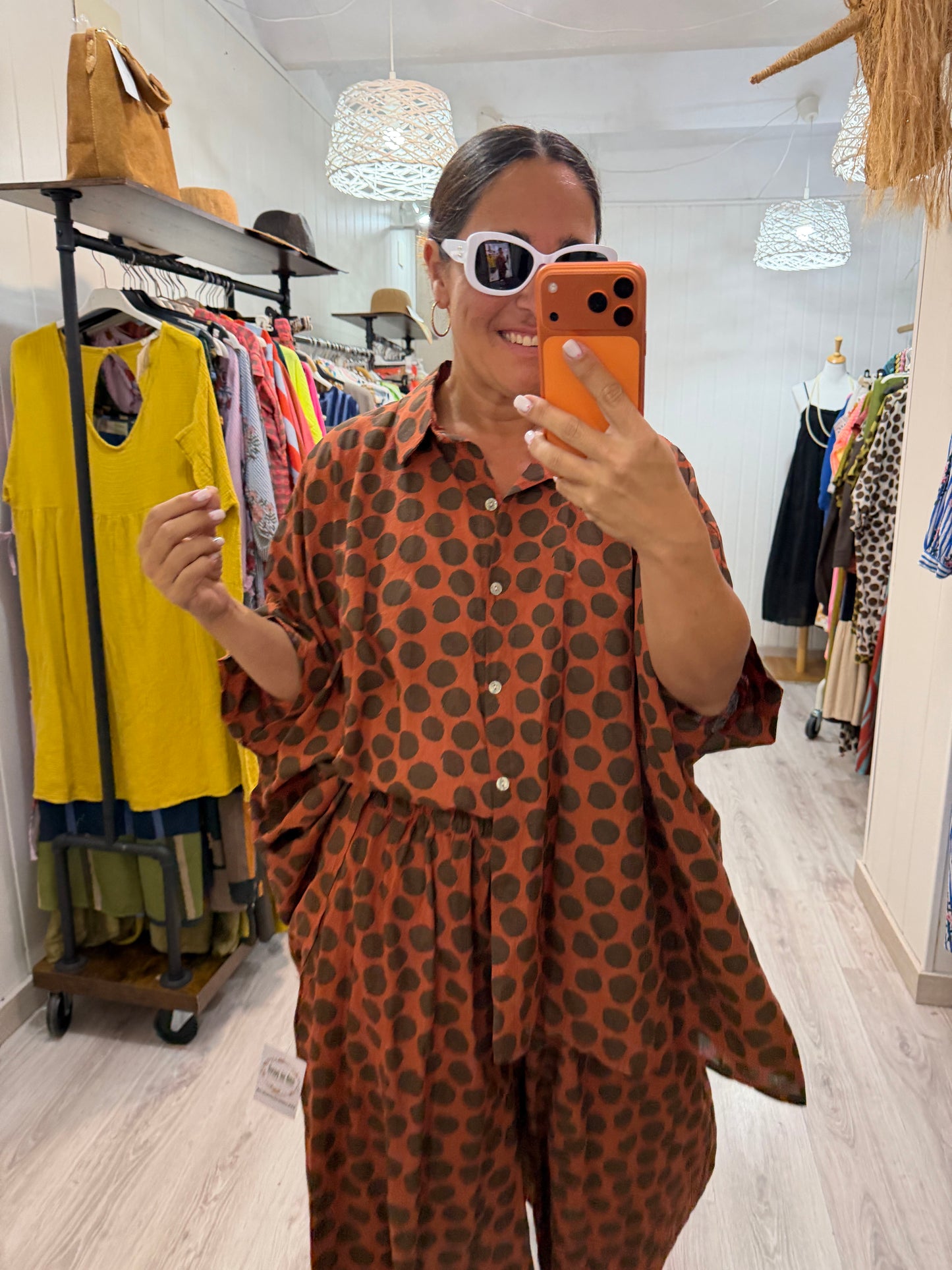 Pantalón Lola topos oversize caldera