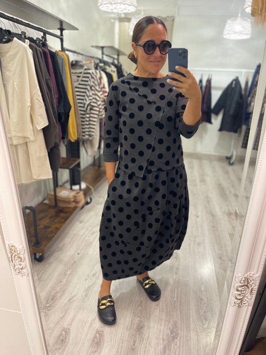 Falda Topos punto roma gris