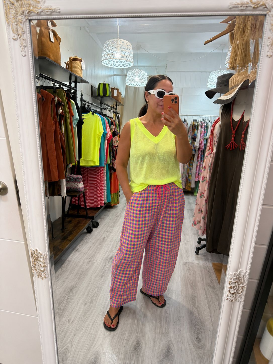 Pantalón vichy fluor fucsia amarillo lila