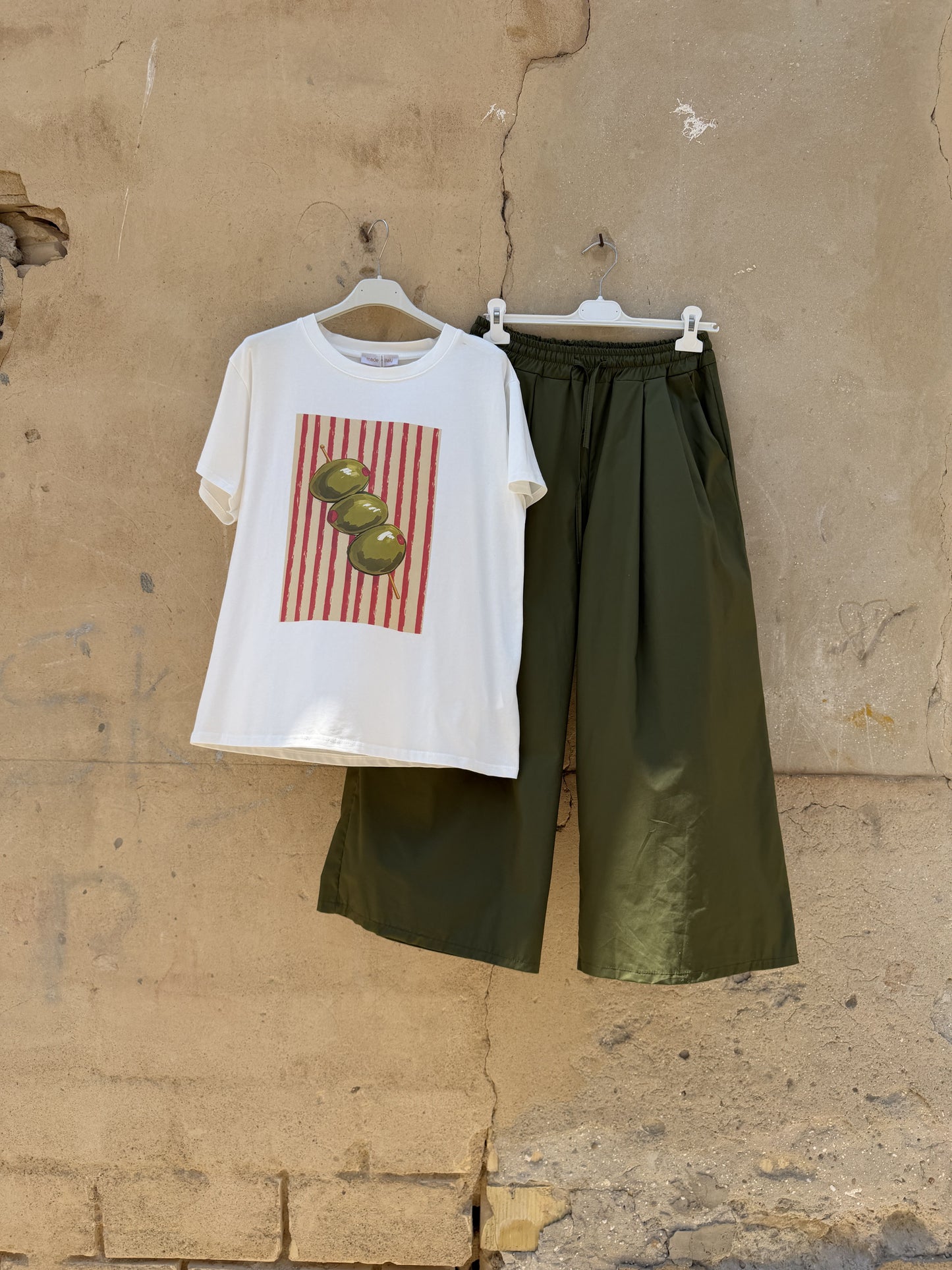 Pantalón Culotte pinzas verde oliva