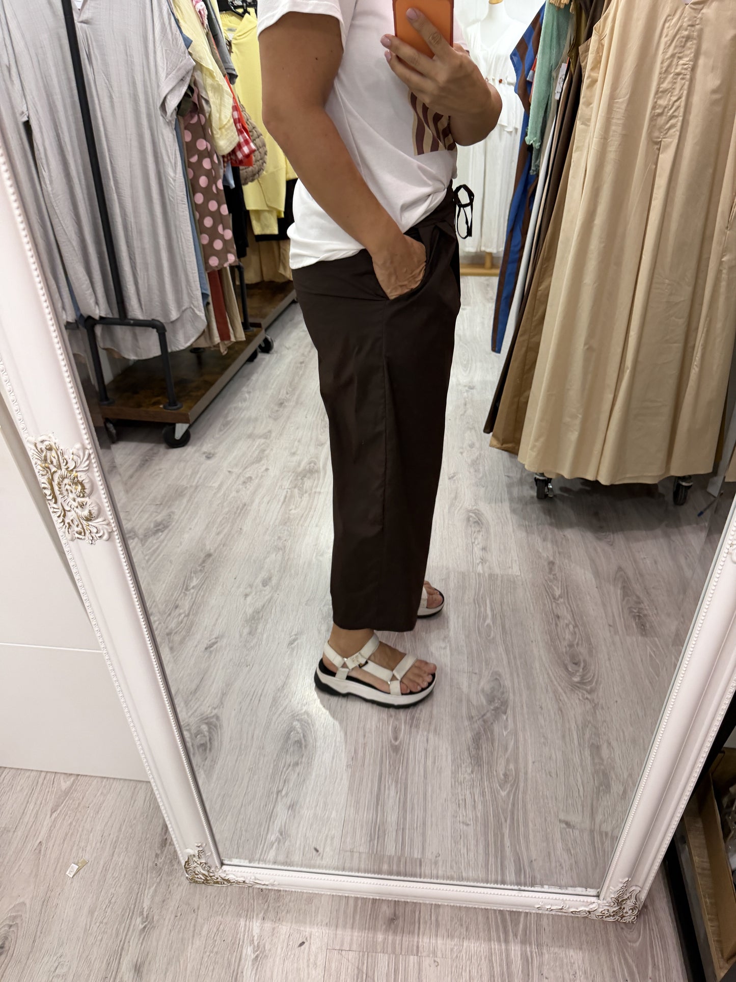 Pantalón Culotte pinzas chocolate