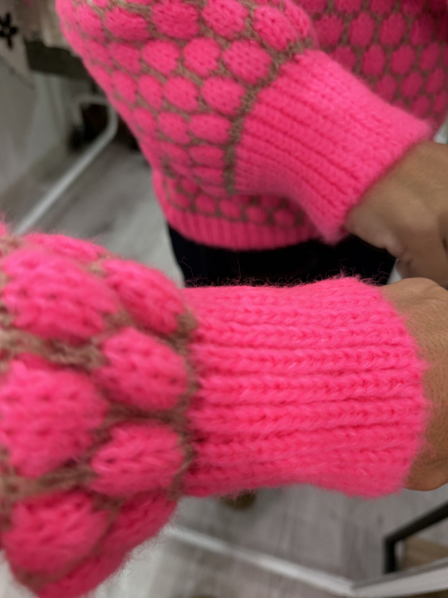 Jersei Bee fucsia y taupe