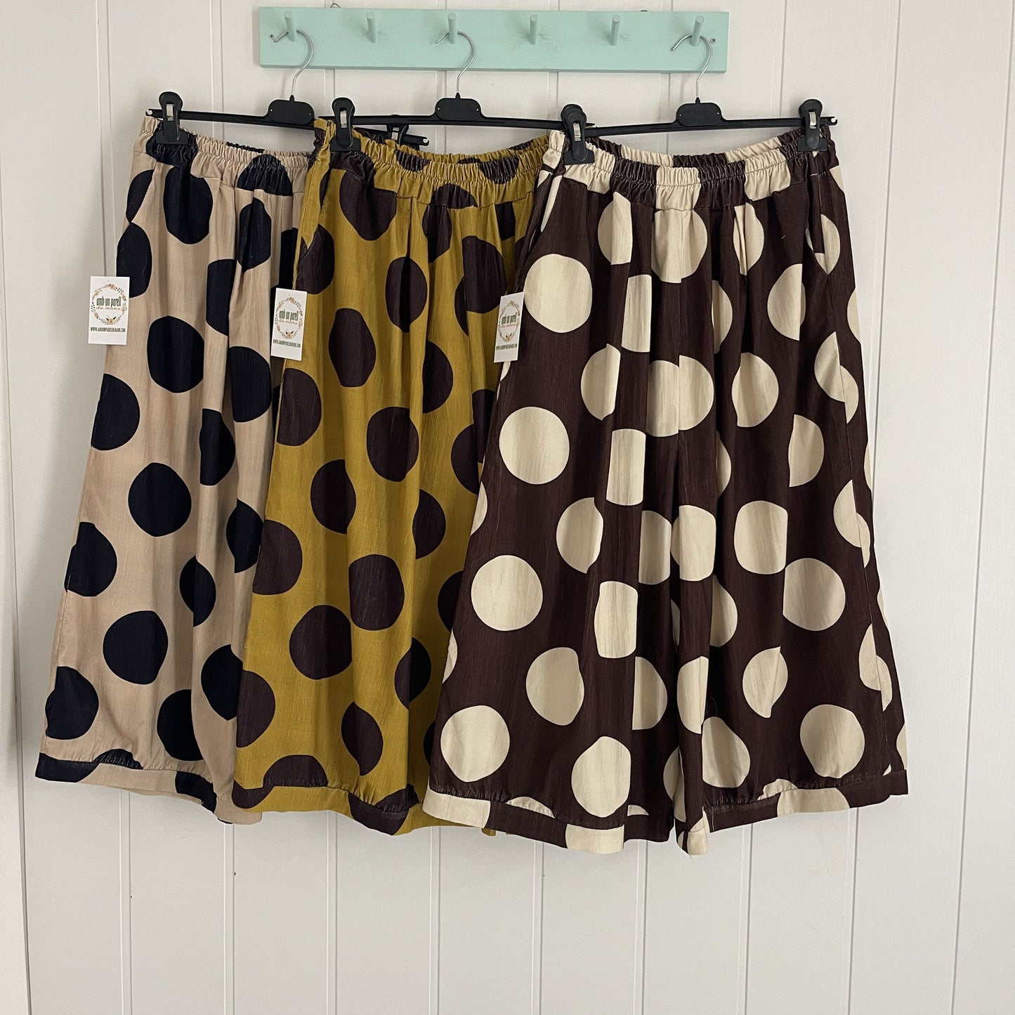 Pantalón Keiko micropana chocolate y beige