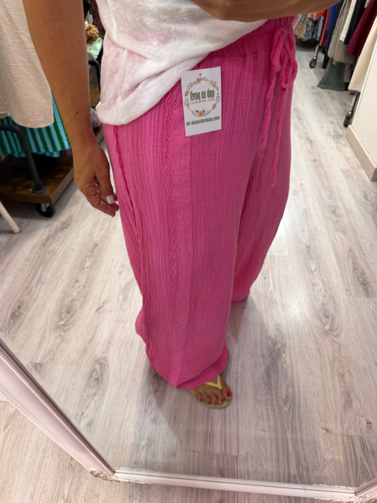 Pantalón Bambula puntillas fucsia