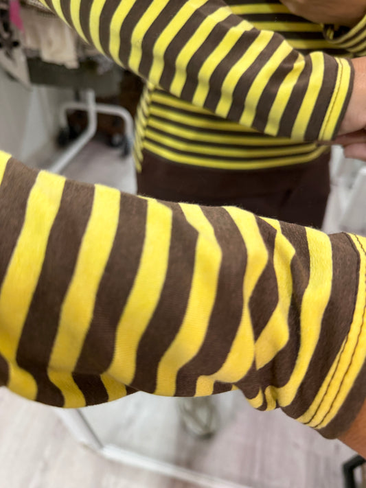 Sudadera Navy Ainara amarillo y chocolate