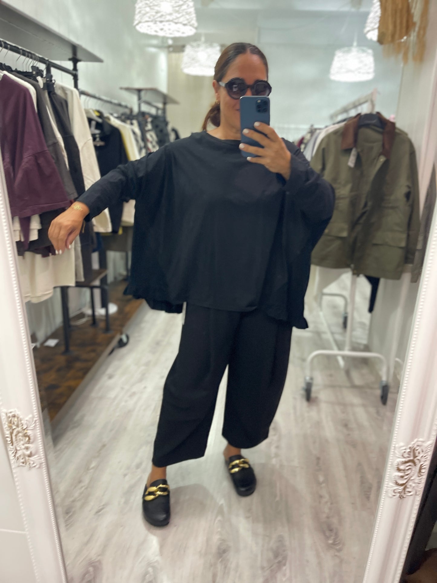 Camiseta Aichi oversize negro