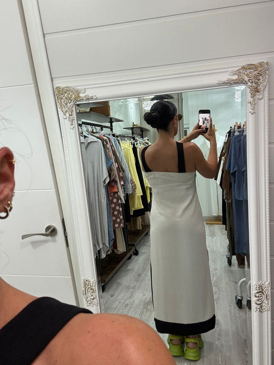 Vestido Martha beige y negro
