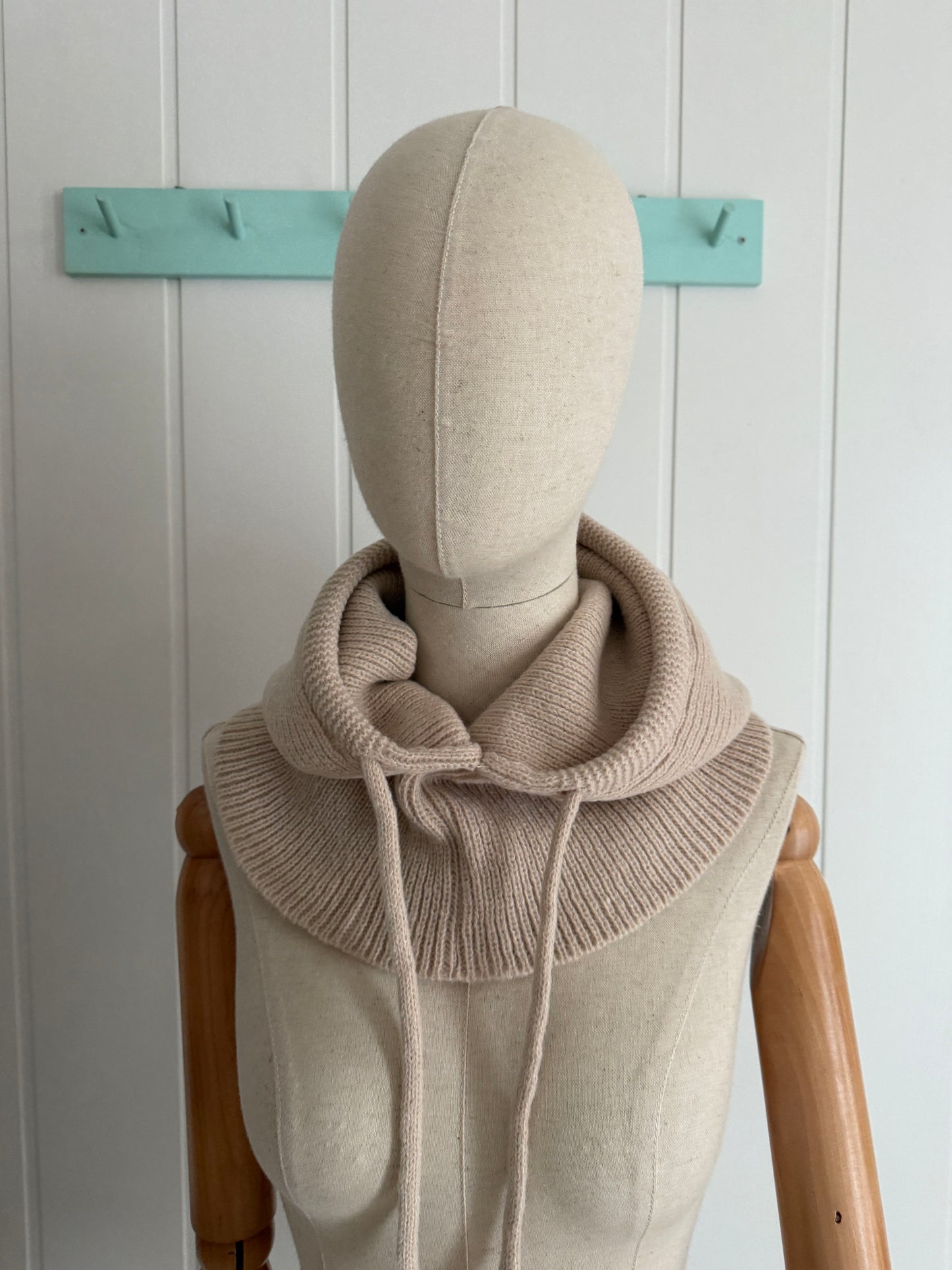 Balaclava / capucha beige