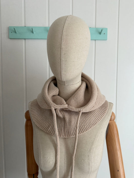 Balaclava / capucha beige