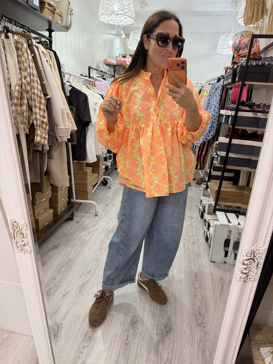 Blusa Santorini oversize naranja y amarillo fluor