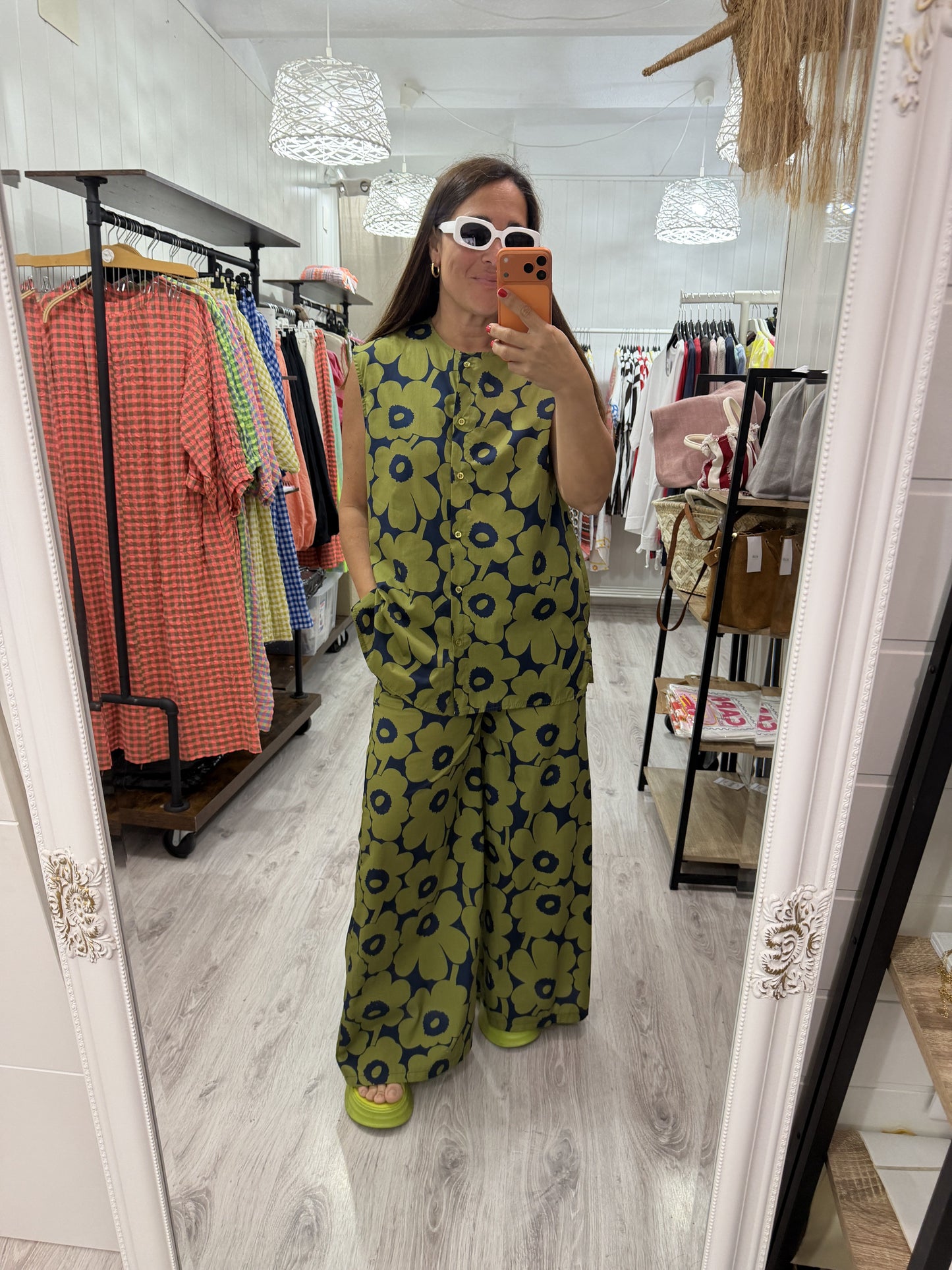 Pantalón Sakura Flores marino y verde