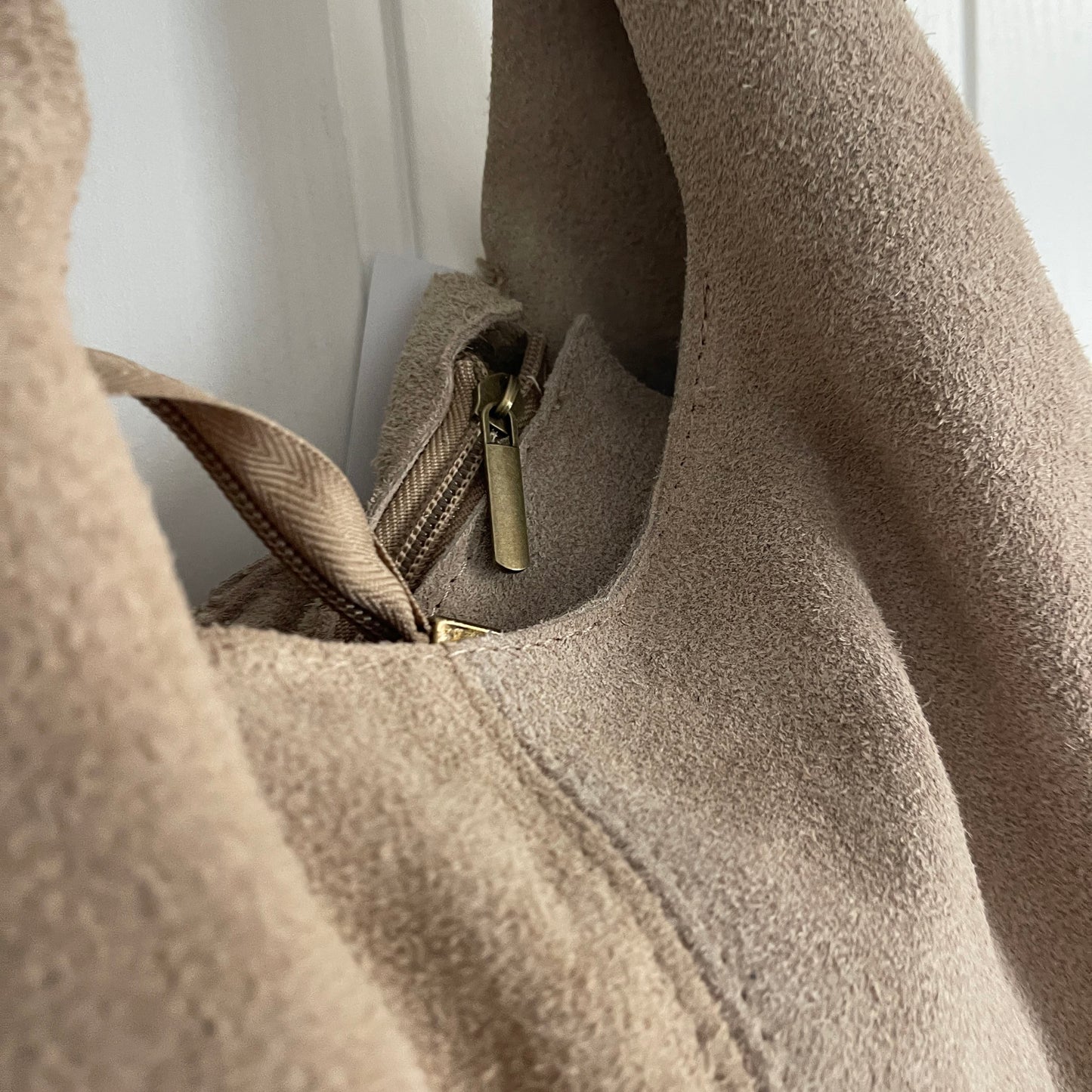 Bolso Coachella piel beige - con asa bandolera