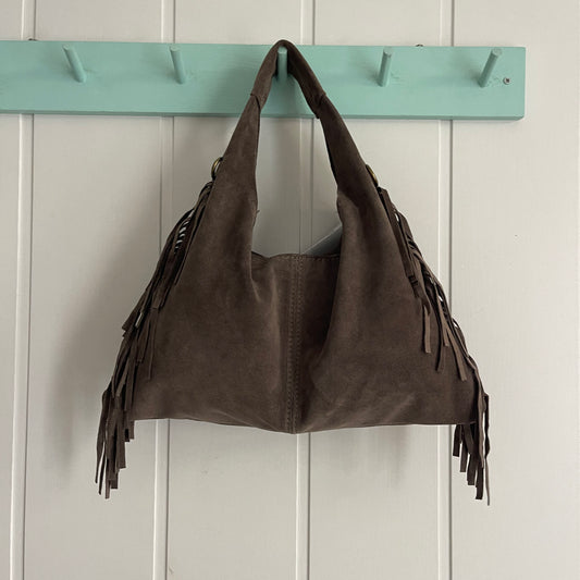 Bolso Coachella piel chocolate - con asa bandolera