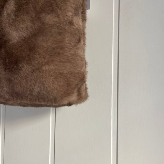 Bolso Fluffy Cube taupe