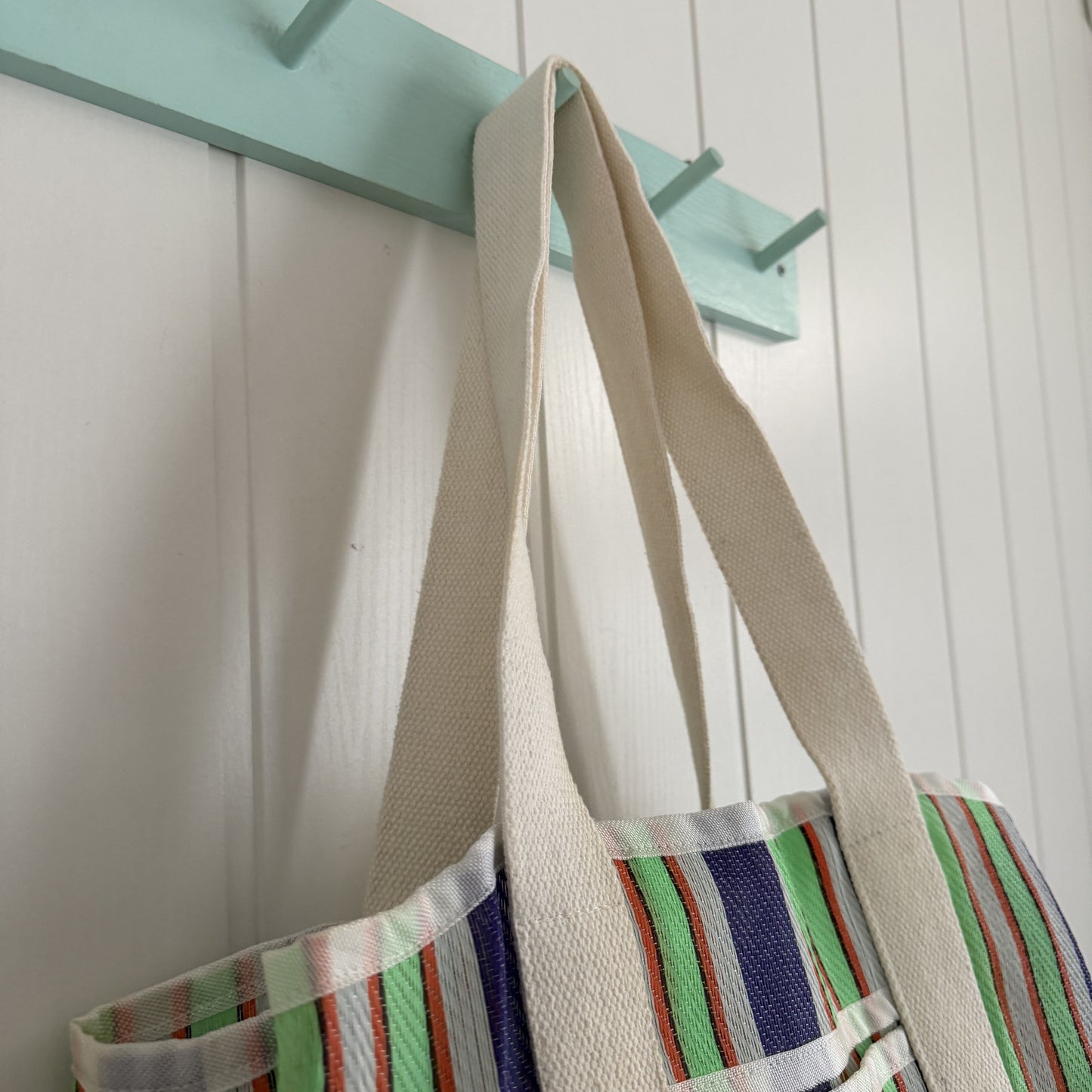 Bolso Rayas reciclado azul verde y naranja