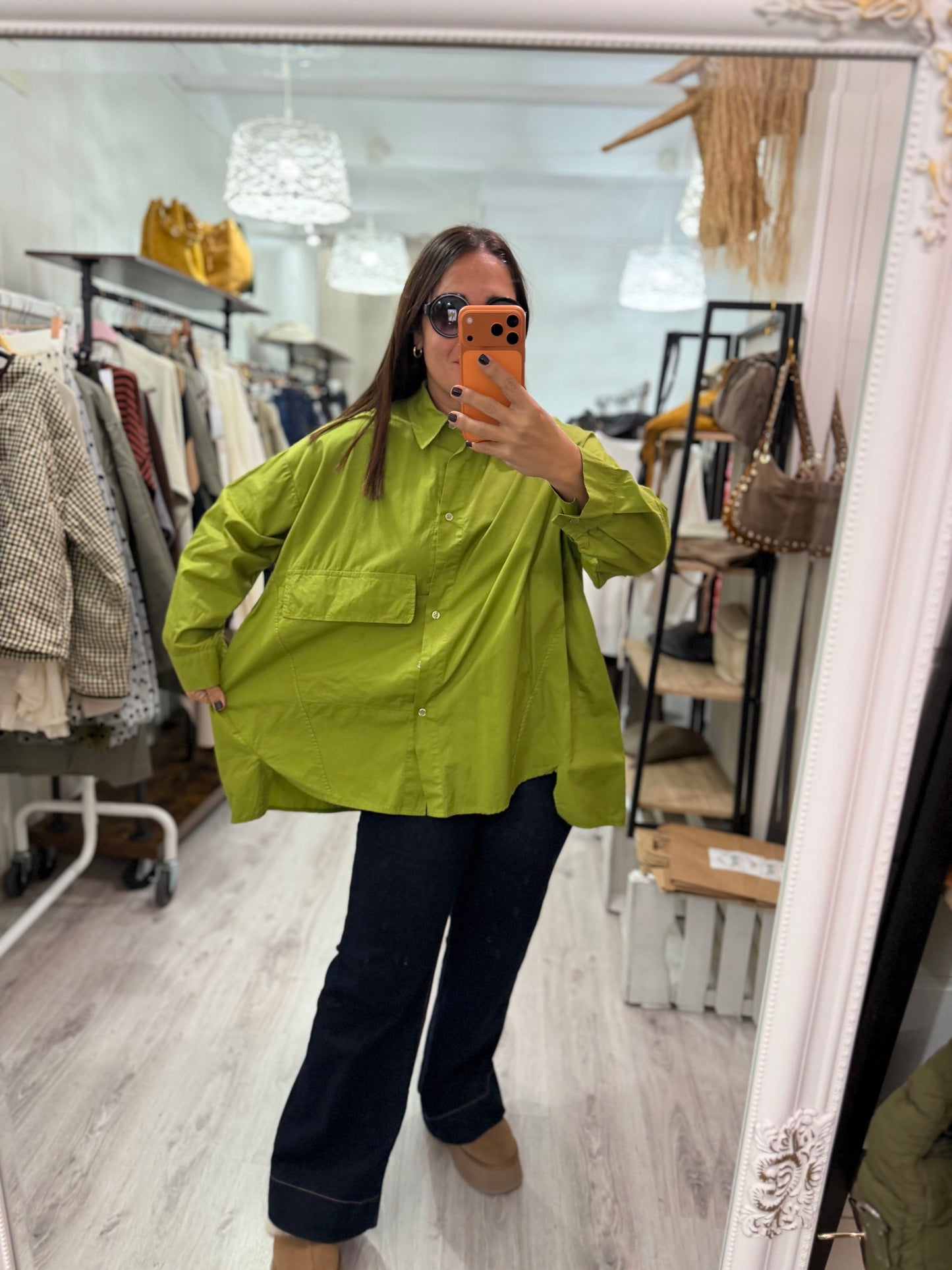 Camisa Karmele oversize  pistacho