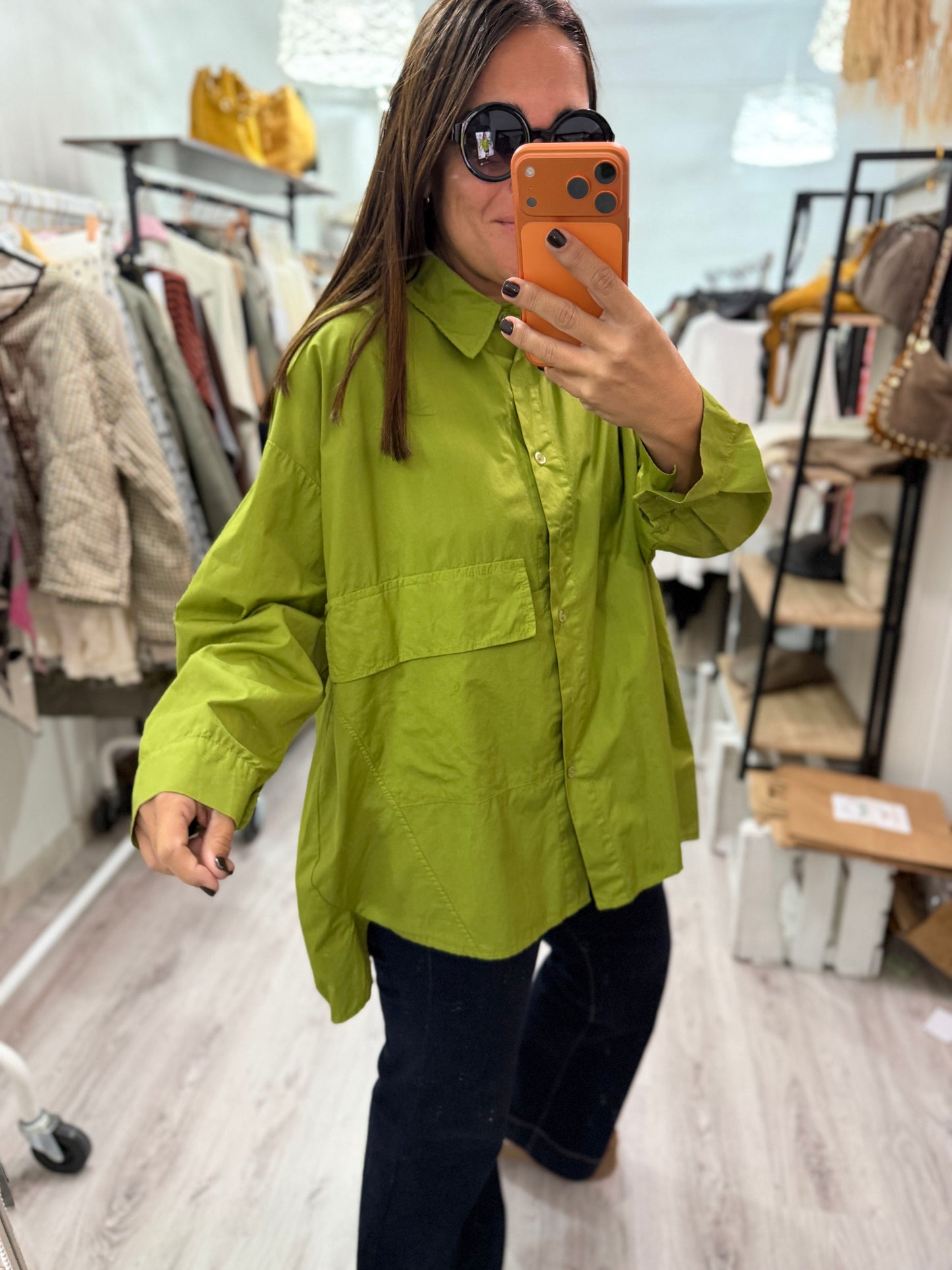 Camisa Karmele oversize  pistacho
