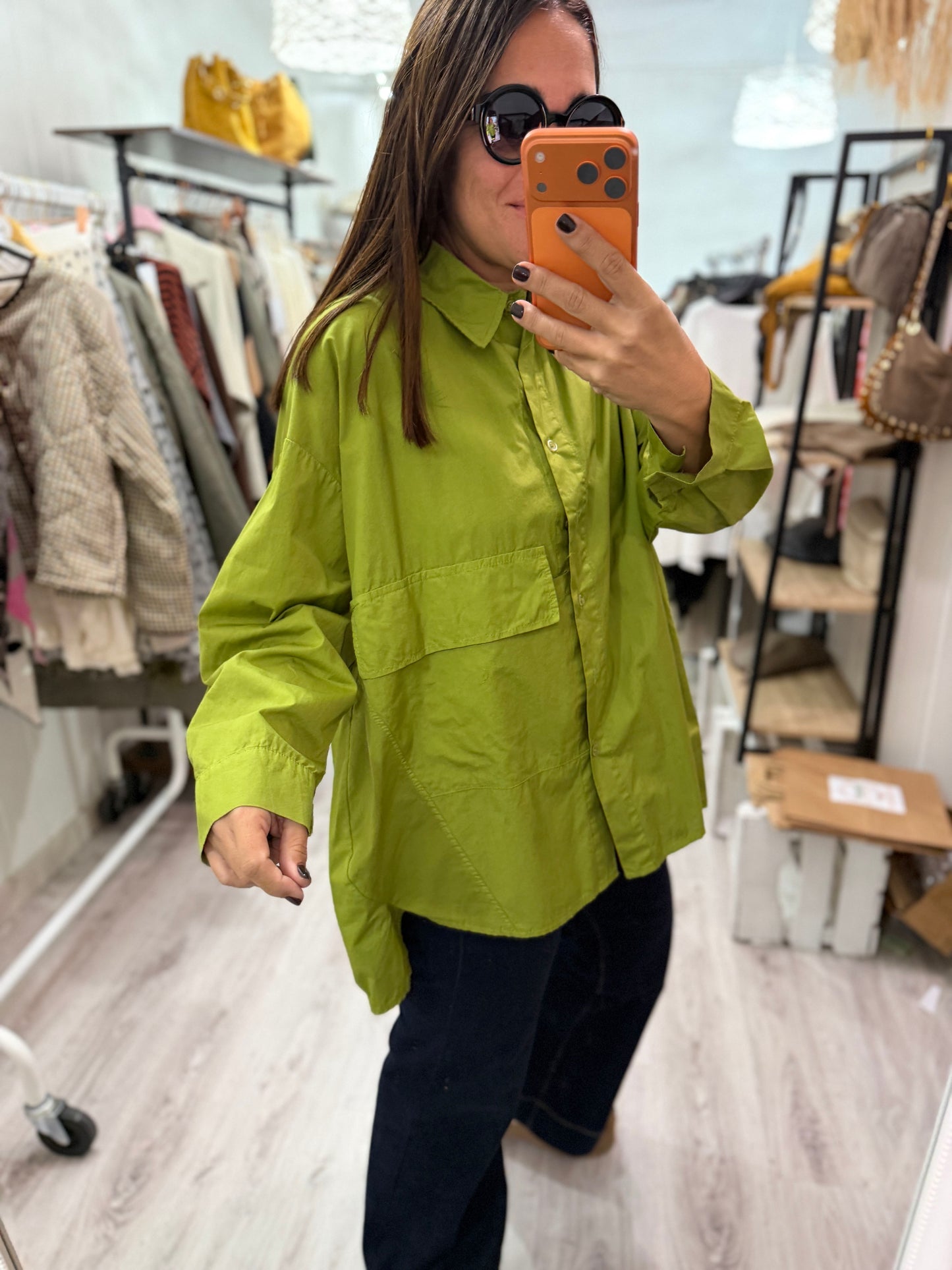 Camisa Karmele oversize  pistacho