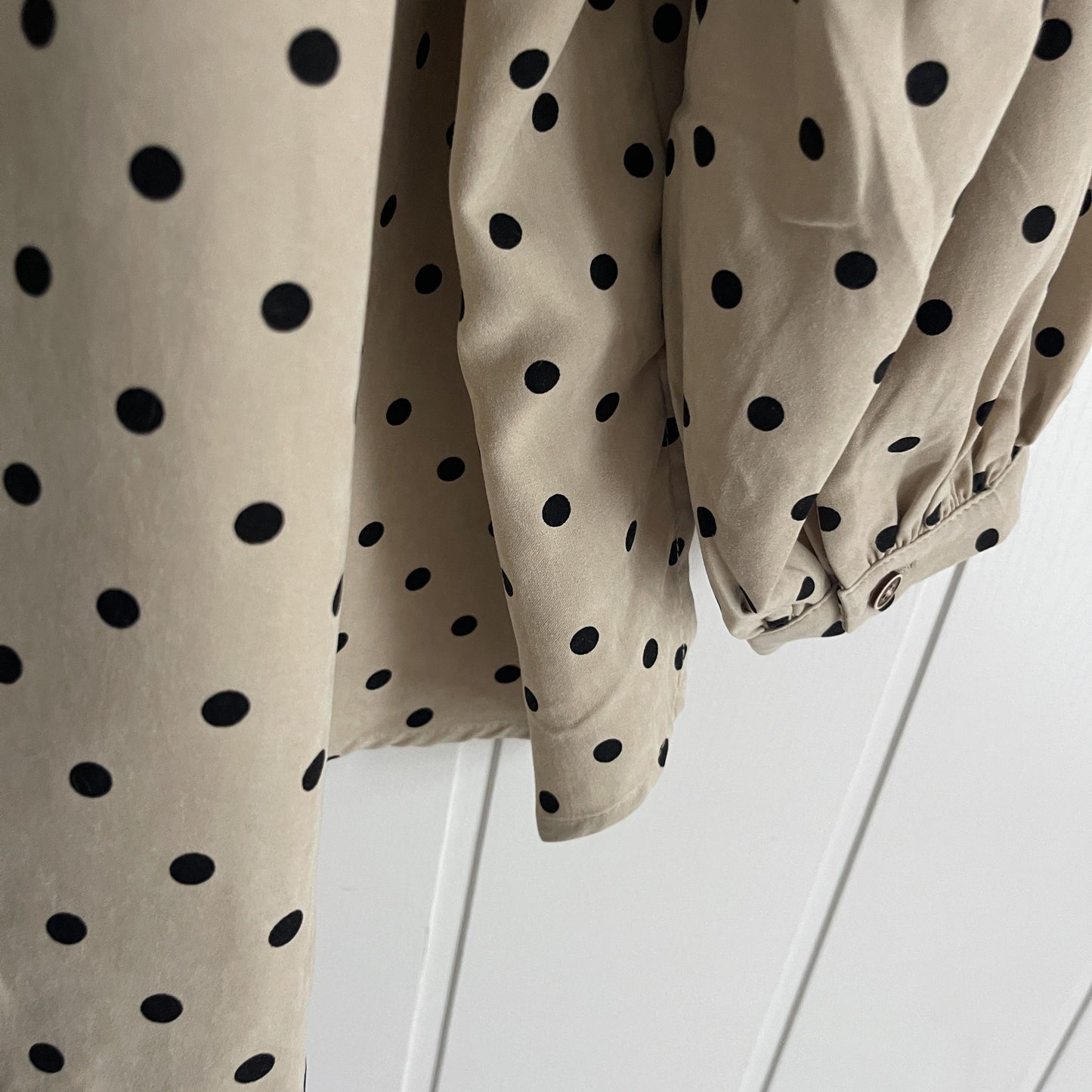 Camisa Mila topos beige