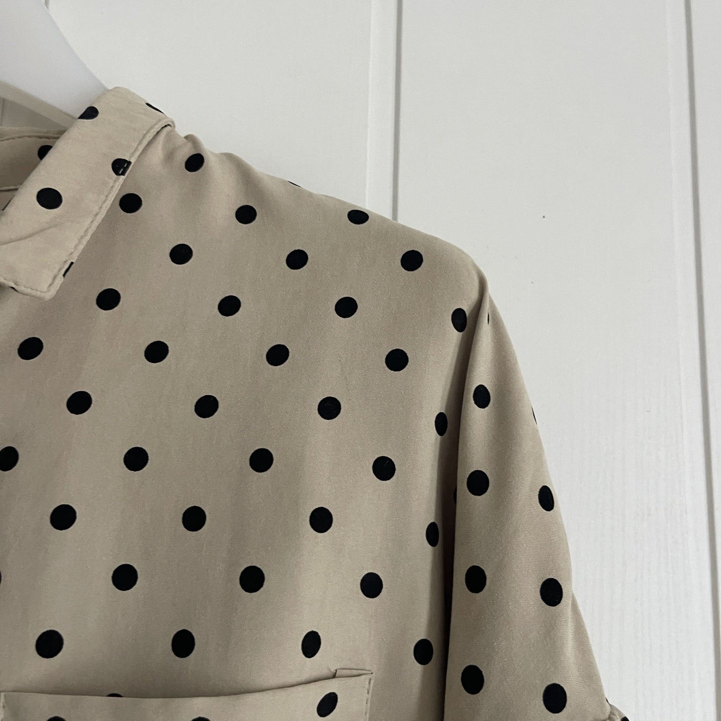 Camisa Mila topos beige