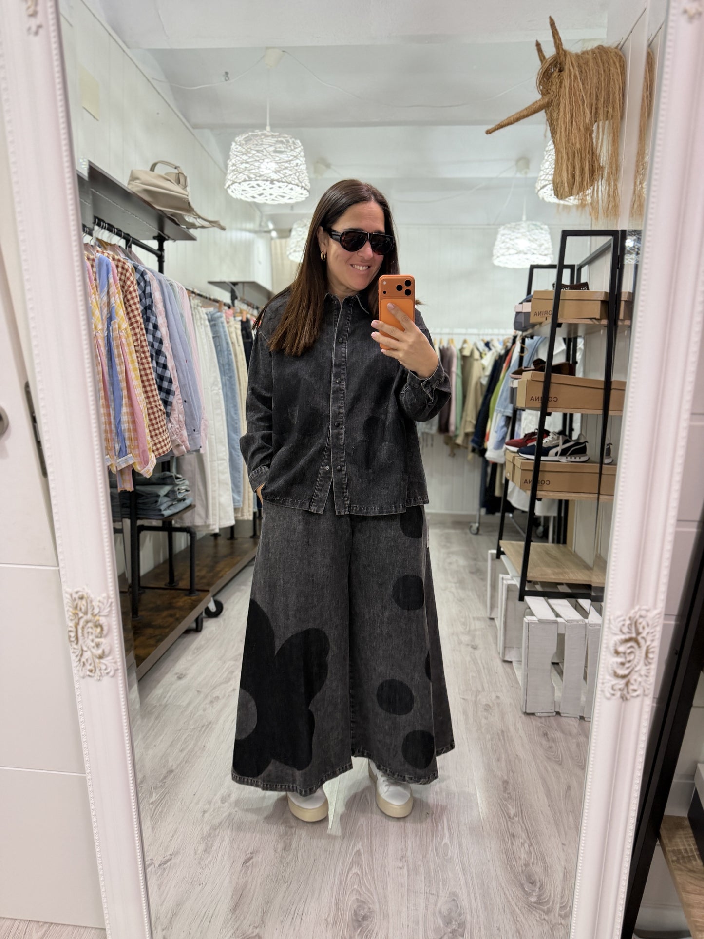 Pantalón Topo Flor efecto falda jeans negro