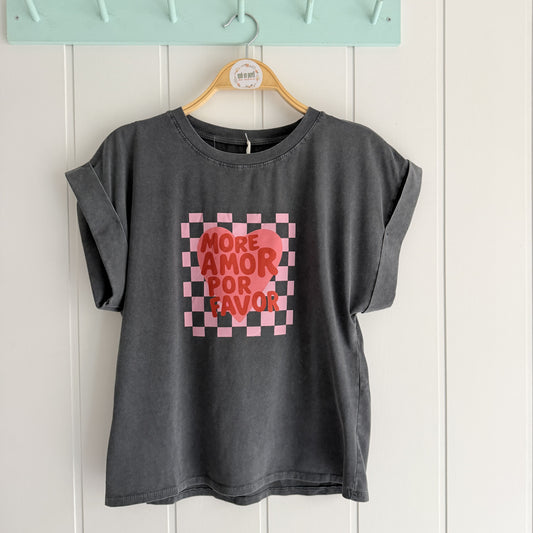 Camiseta More Amor negro lavado