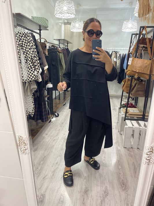 Camiseta oversize Diagonal punto roma negro