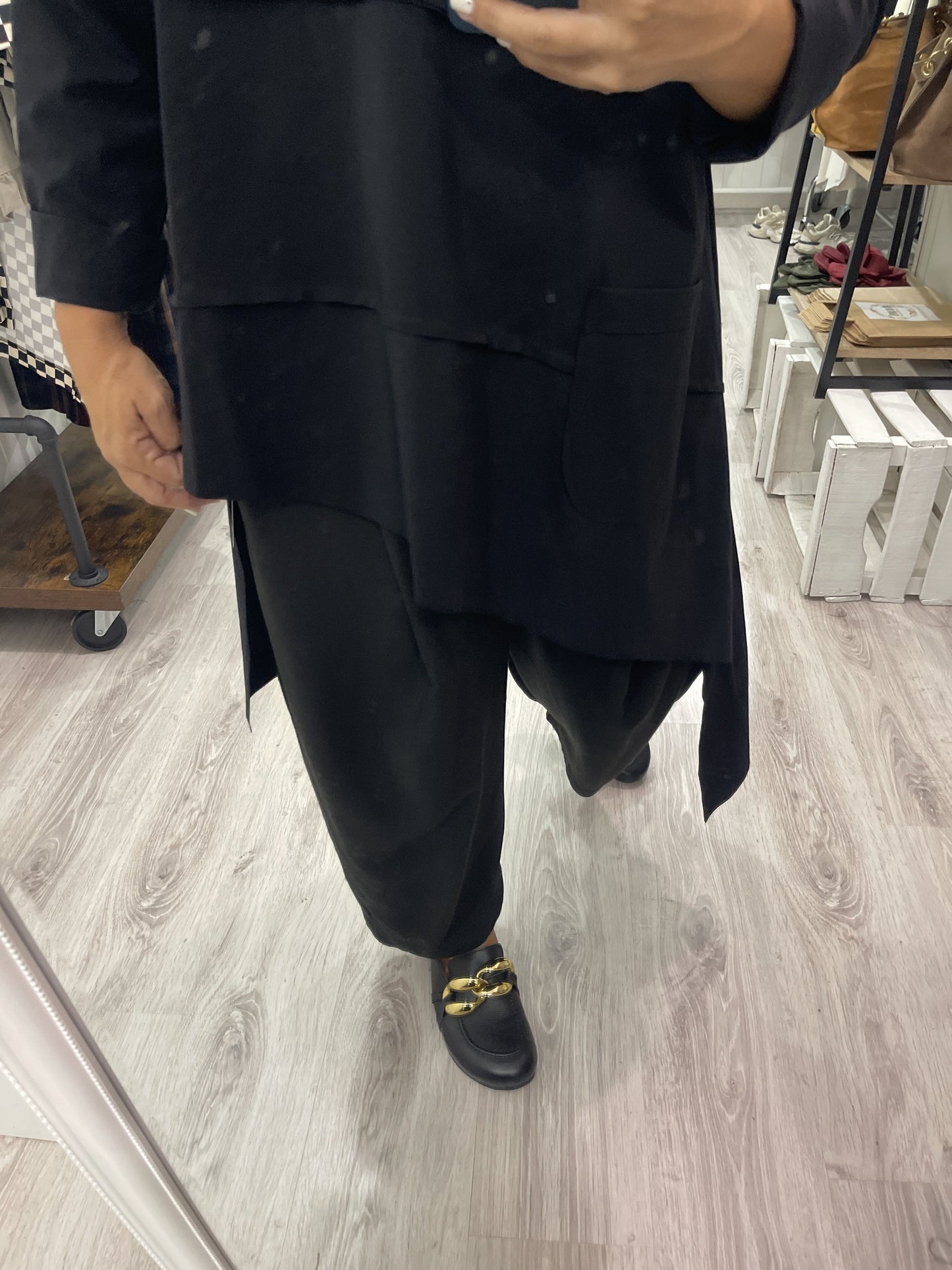 Camiseta oversize Diagonal punto roma negro