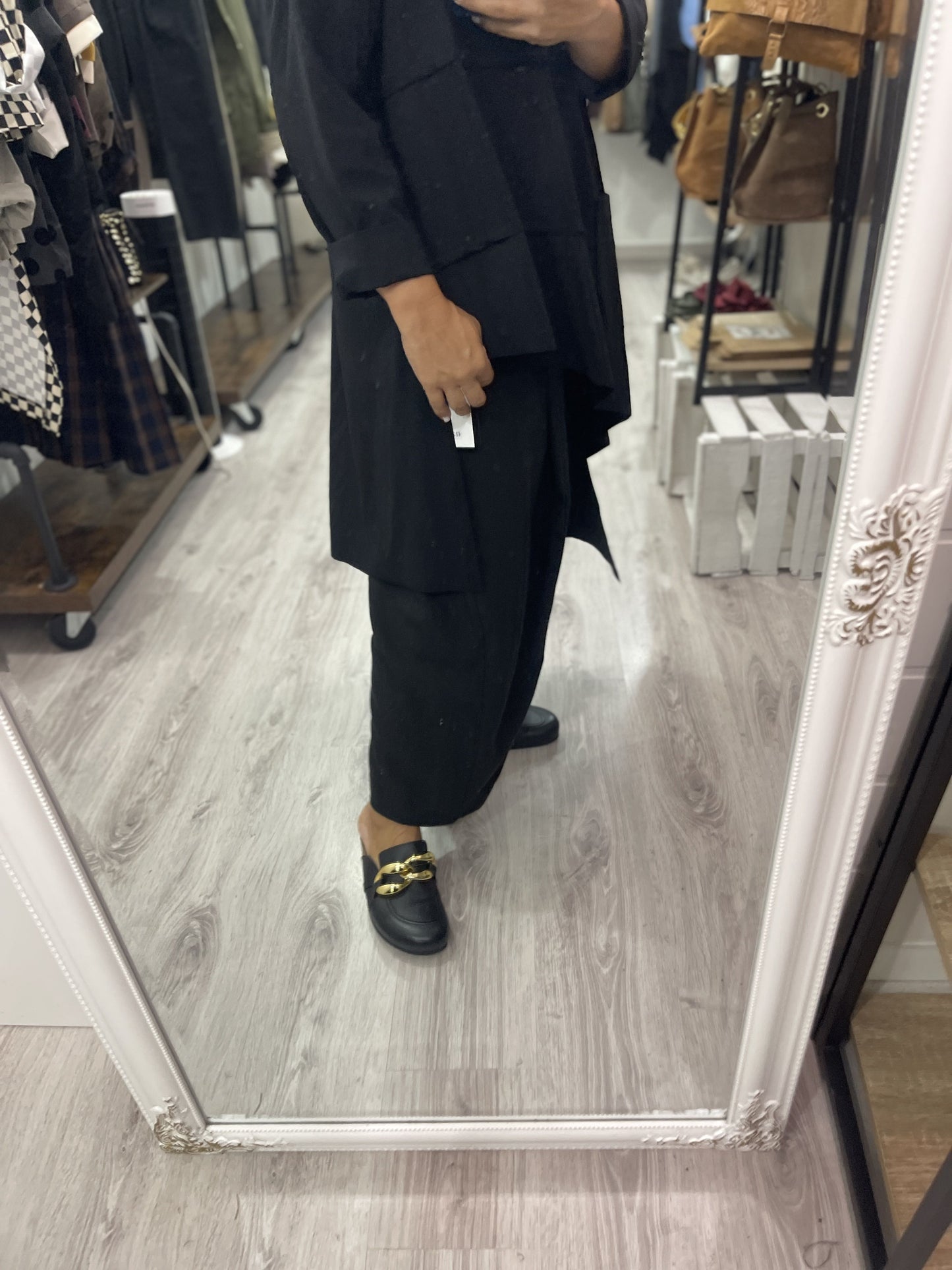 Camiseta oversize Diagonal punto roma negro