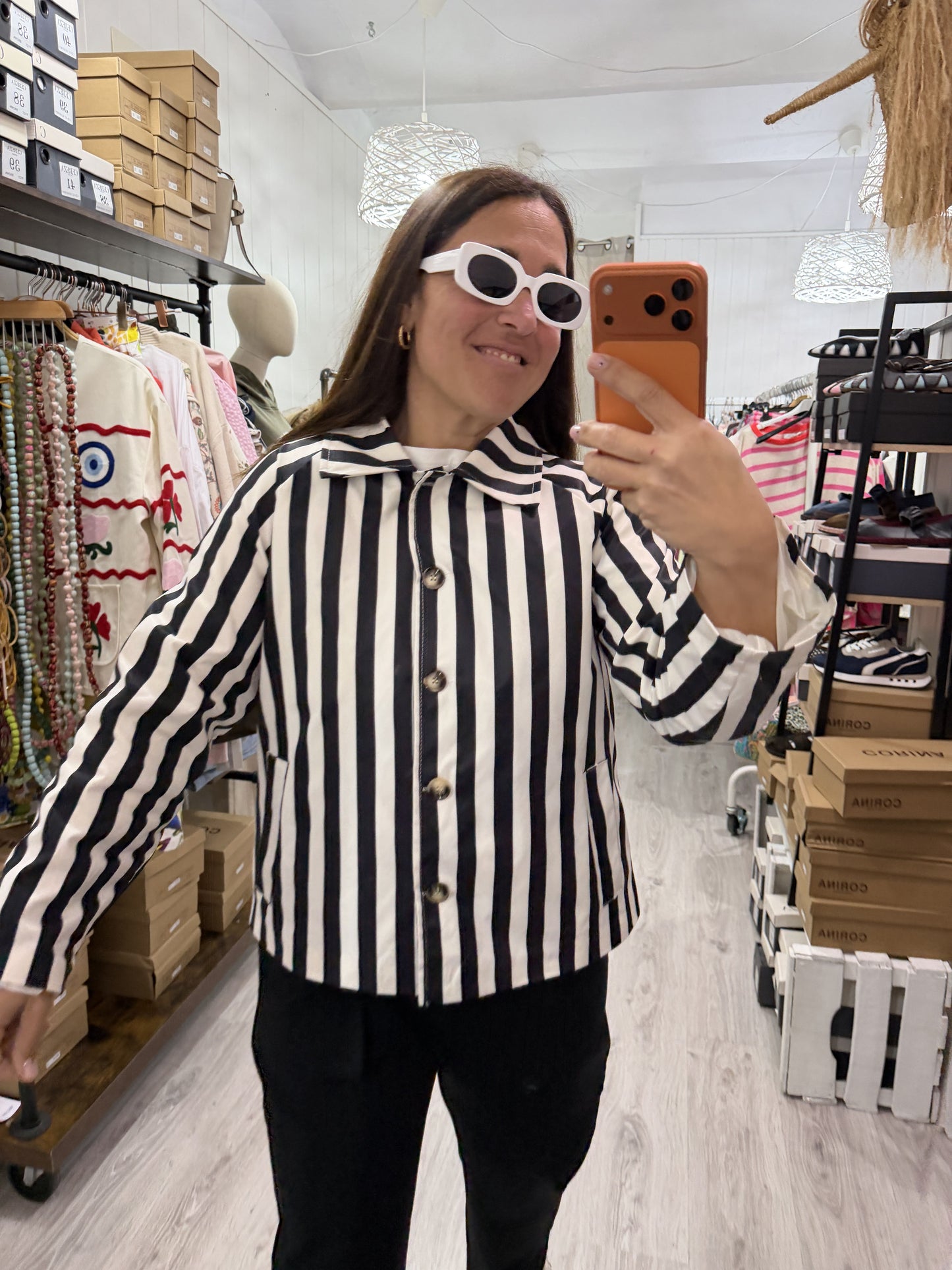 Chaqueta Cloe rayas negro y marfil